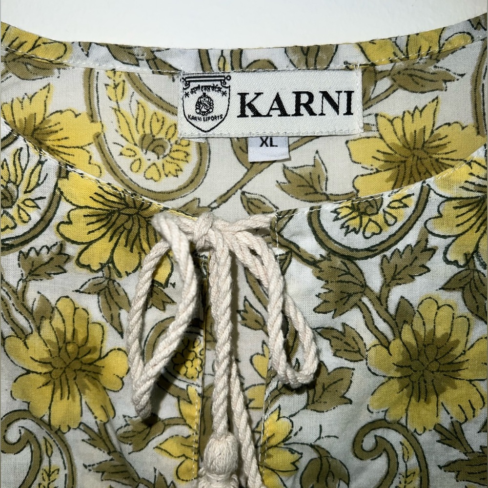 Karni Floral Print Blouse - Picture 3 of 3
